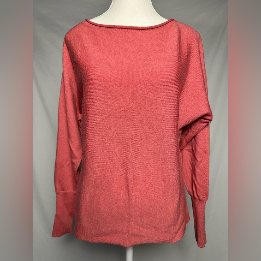 LORD & TAYLOR 100% Merino Wool Salmon Staple Workwear Lightweight Sweater Size M